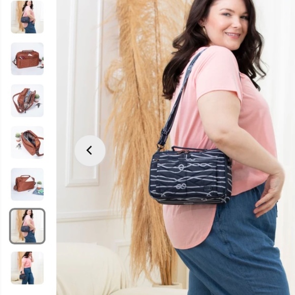 LUG Scoop 2 Crossbody Bag - Picture 7 of 10